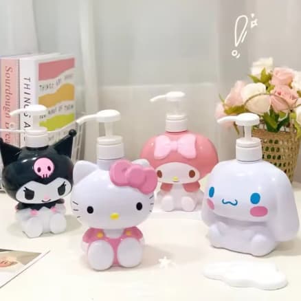 🧴 Garrafinha Kawaii 💖 Hello Kitty My Melody Kuromi Cinnamoroll Frasco Porta Sabão Shampoo Banheiro Fofo