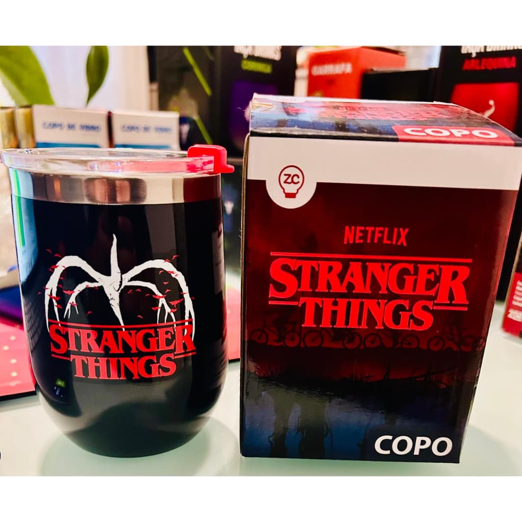Copo Térmico Metálico Stranger Things Netflix 300ml Inox Dupla Camada • Premium Geek • Presente Nerd Colecionável