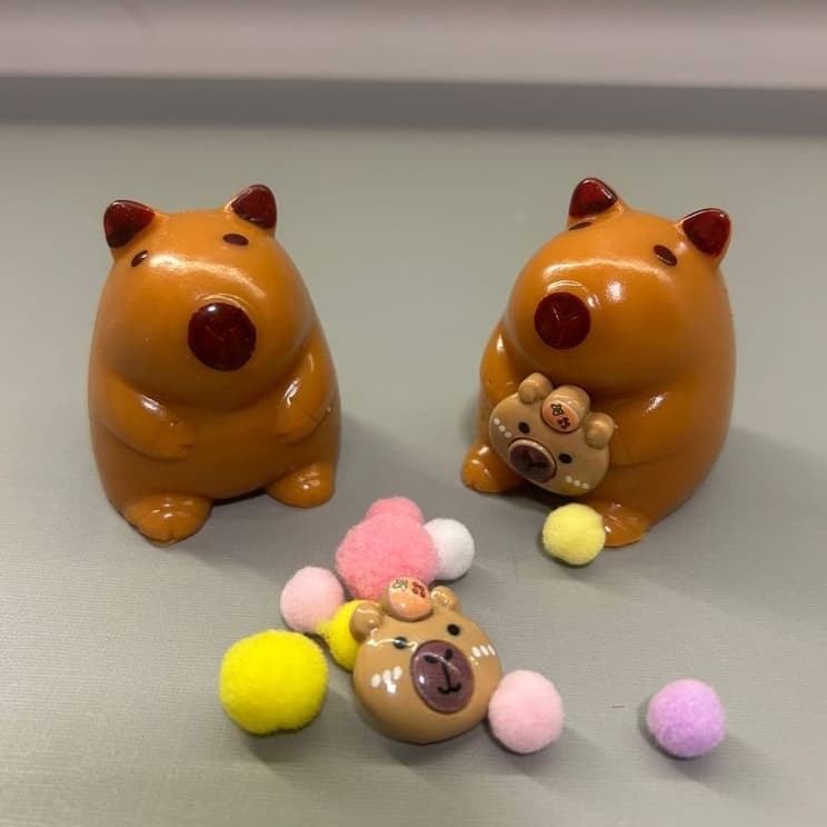 2 squishy brinquedo slime divertido de apertar e puxar bichinho antiestress capivara