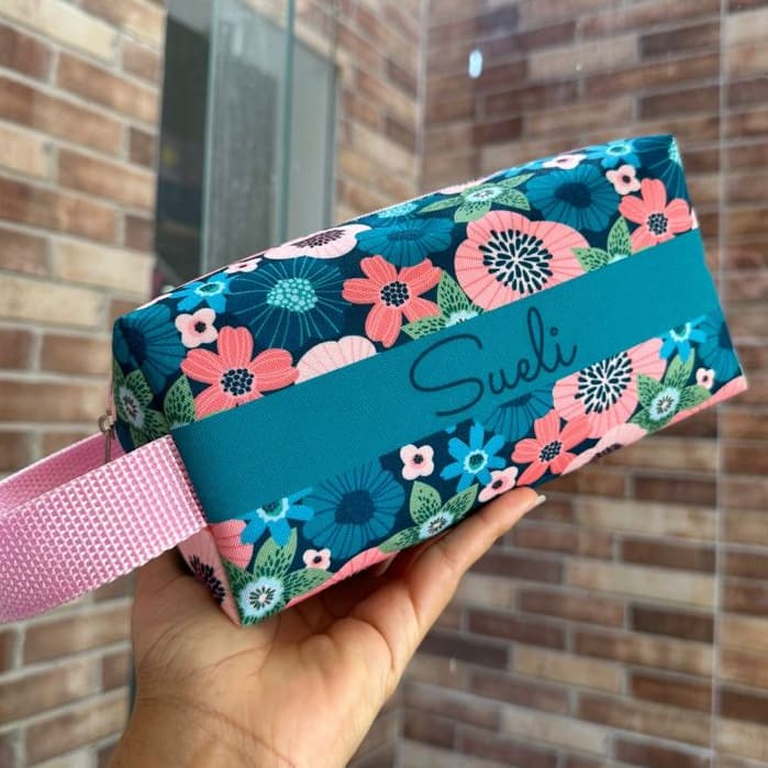 20 unidades de necessaire personalizada com nome, lembrança aniversário, presente util linda, make