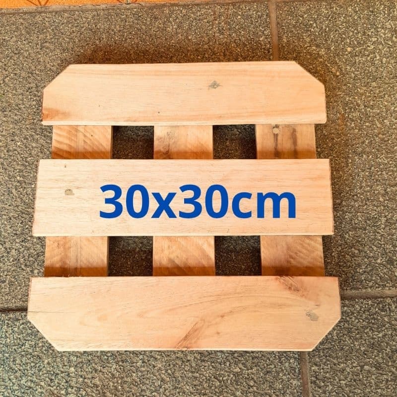 Suporte para Vasos Botijão de Gás Galão Com Pezinhos Super Resistente 30x30cm Madeira