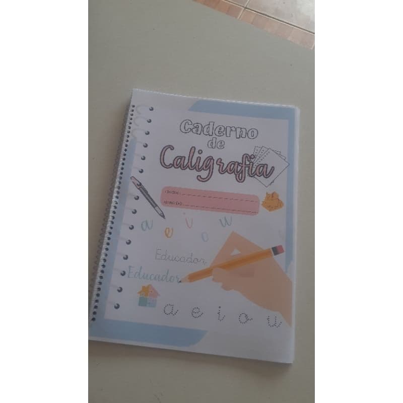 Caderno de Caligrafia