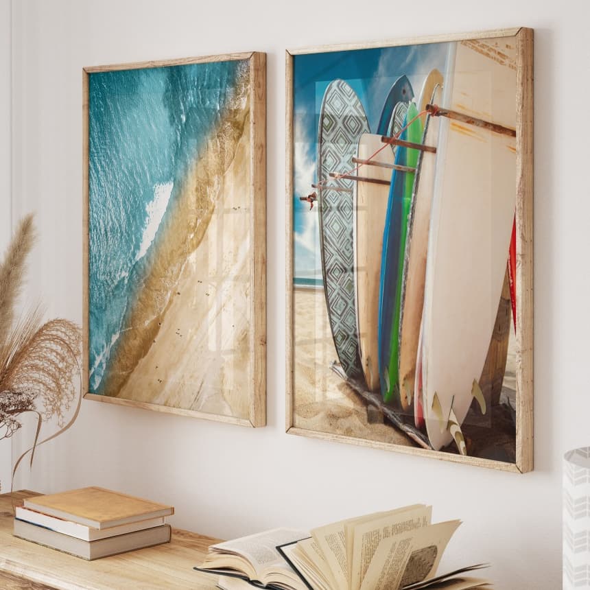 Kit 2 Quadros Decorativos com Moldura Sala Quarto Kit Paisagem Tropical Praia e Pranchas de Surf