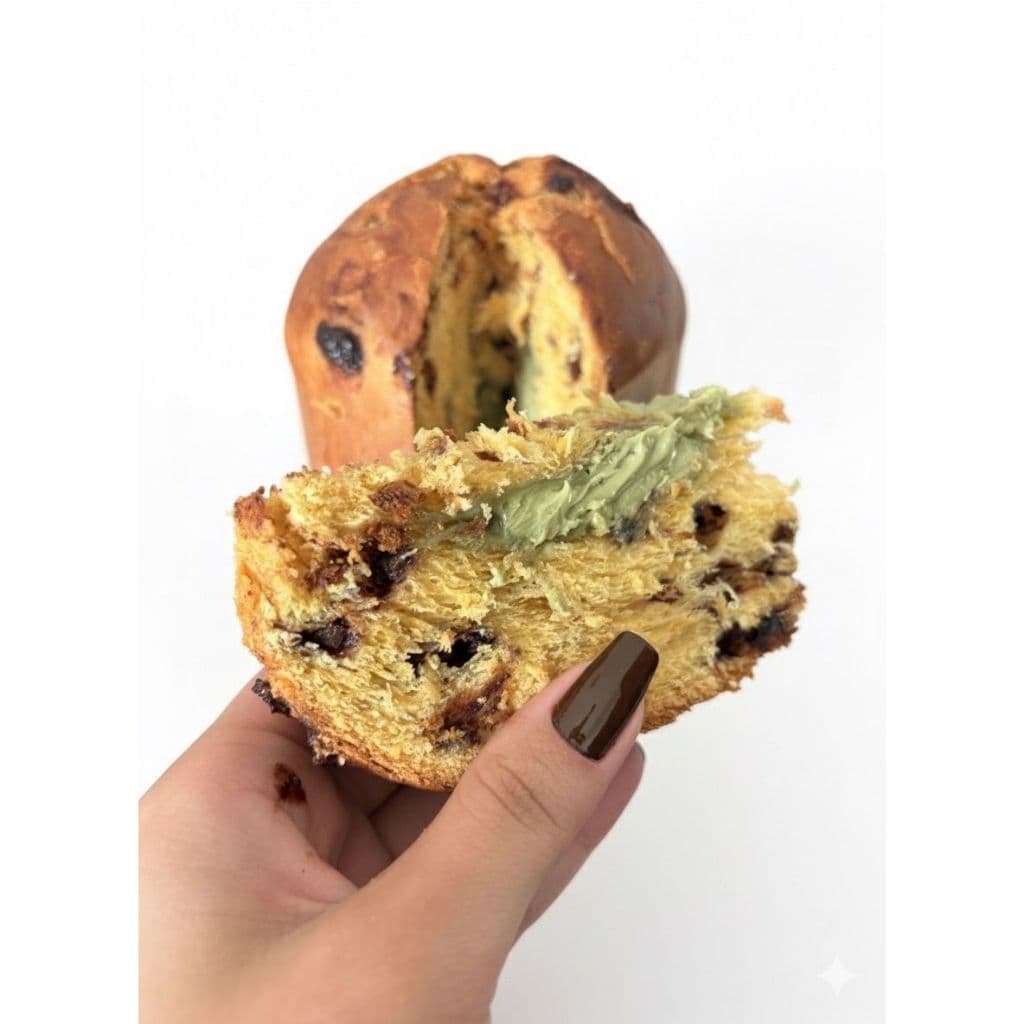 Panetone de Pistache com gotas de chocolate meio amargo 500g | Gourmet Massa Fofinha com Fermentação Natural