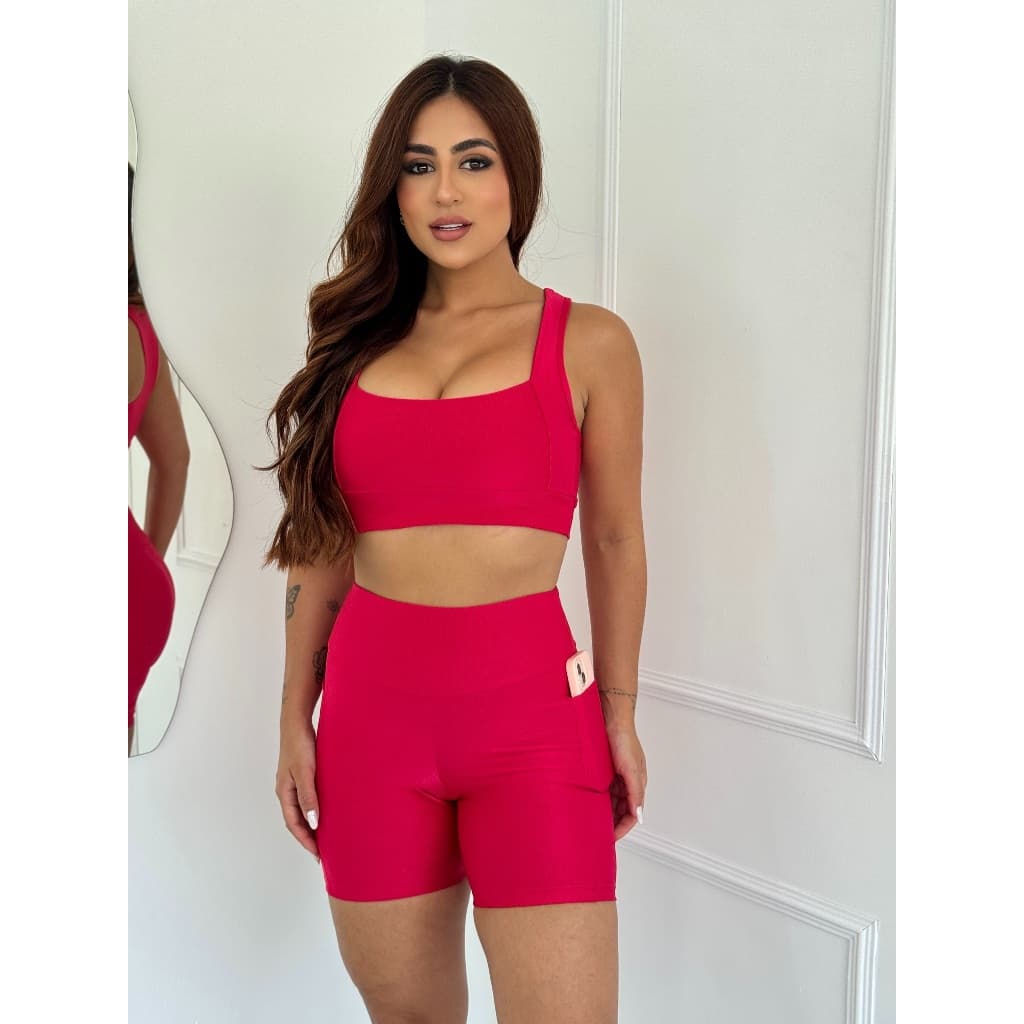 Conjunto short+ top fitness academia com bolso canelado com brilho