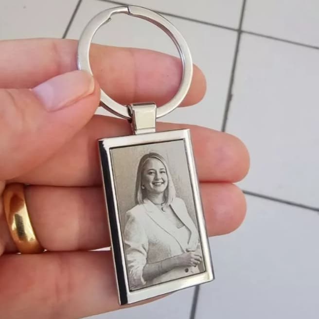 Chaveiro Aço Inox  Gravado a Laser com sua foto ou Frase