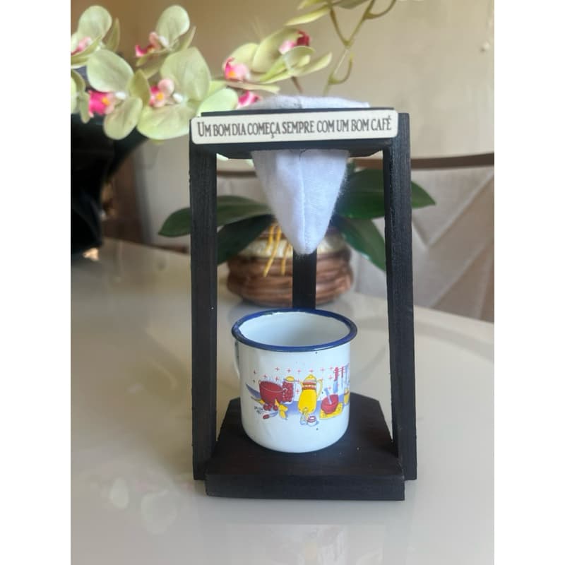 Mancebo de madeira com coador e caneca esmaltada,suporte café passado individual e manual/Rustico presente Vintage P
