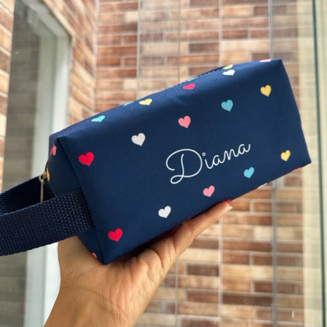 Necessaire box M coração personalizada com nome, logo, para presente, maquiagem, viagem, bolsinhas,