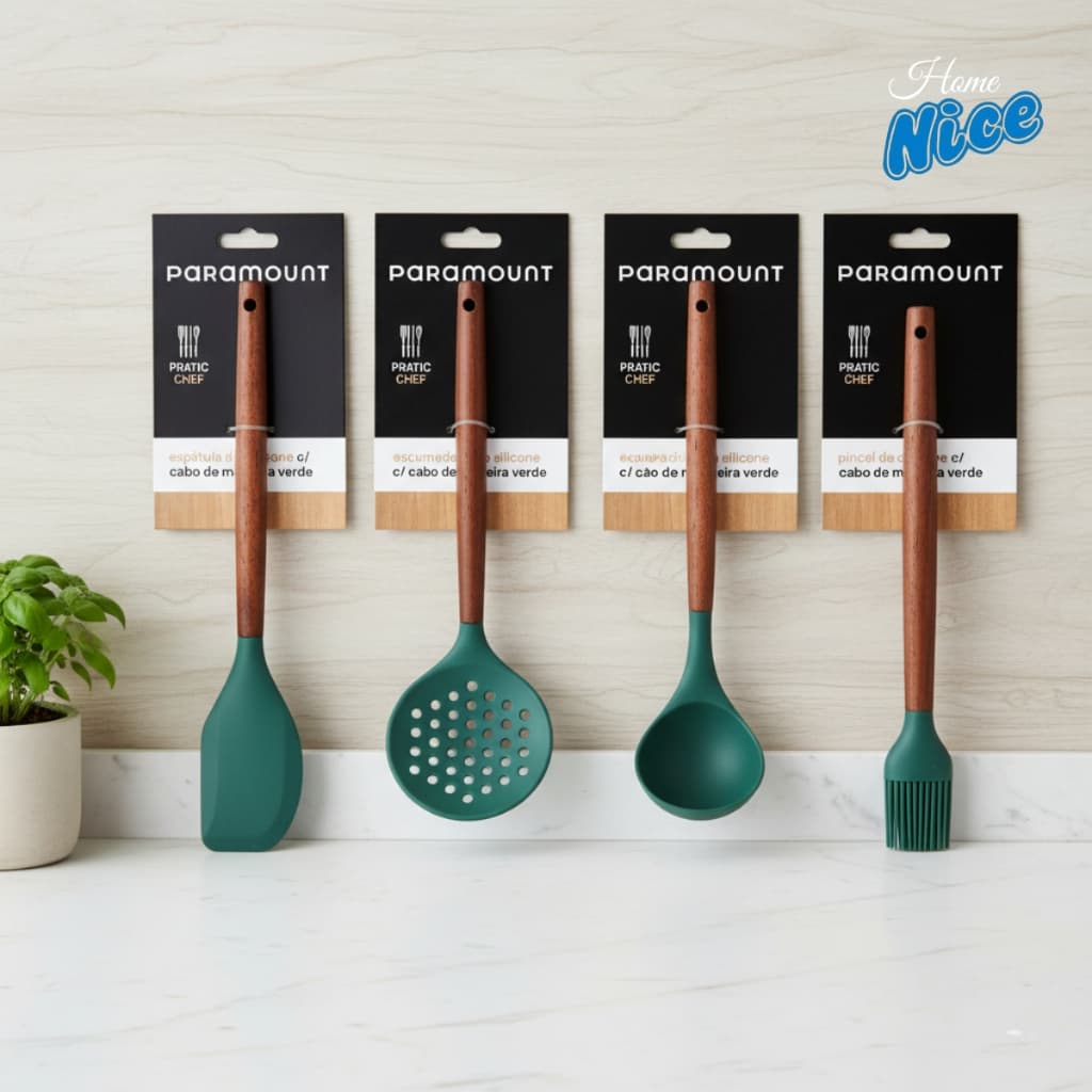 Kit com 4 Utensílios de Cozinha em Silicone com Cabo de Madeira