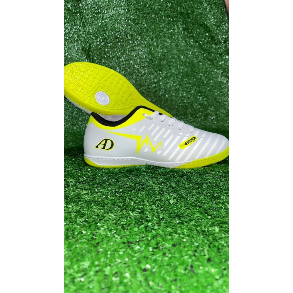 Chuteira Futsal Quadra Salão com Solado Costurado Conforto Extremo Antiderrapante