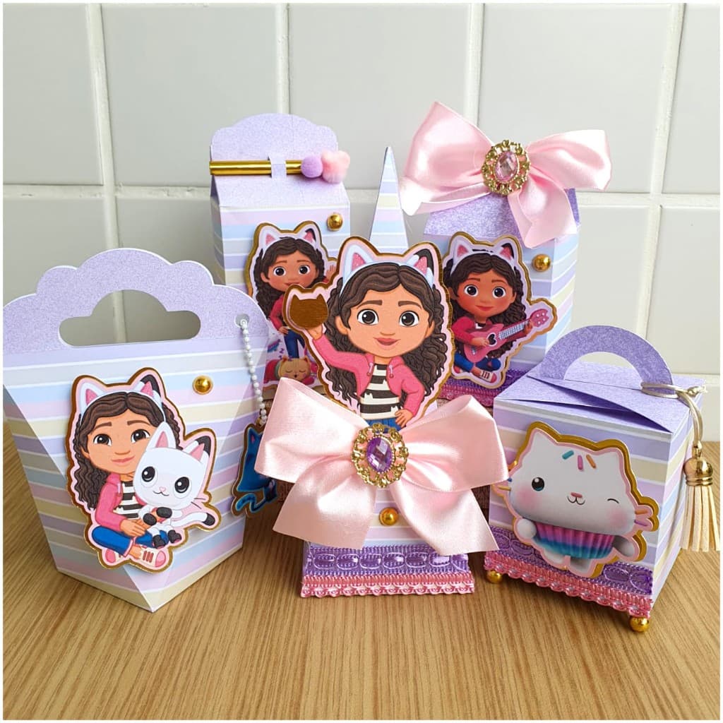 Kit Caixinha Para Festa A Casa Mágica Da Gaby Papelaria Personalizada Caixa DESMONTADO