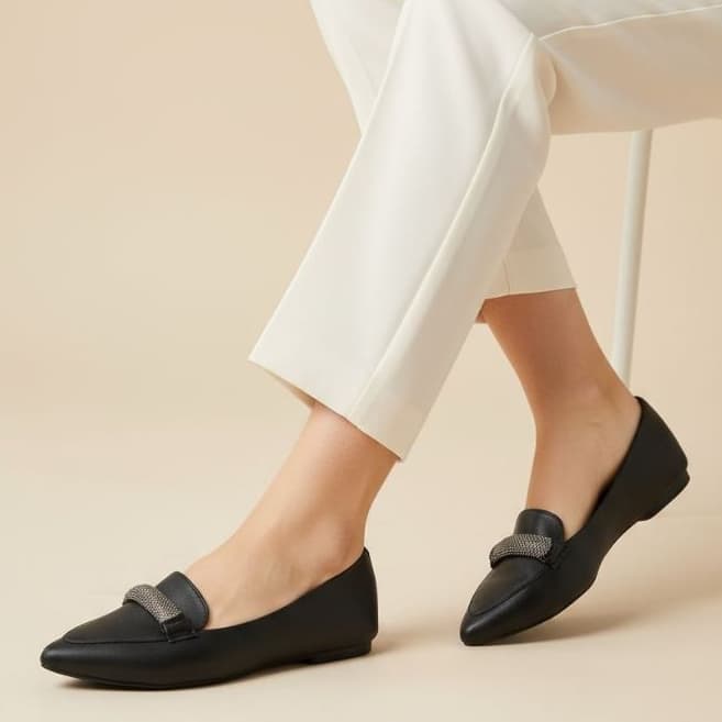 Sapatilha Feminina Confortável Luxo Mocassim Sapato Feminino Bico Fino Preto Strass