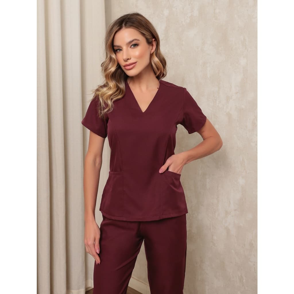 Pijama Cirúrgico Scrub Feminino Clássico Bordô Jalecos Conforto