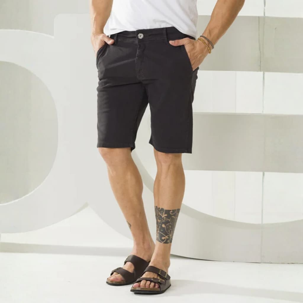Bermuda Masculina Sarja Sport Fino Collors Não Desbota com Cordão Slim Fit Confort Varias Cores
