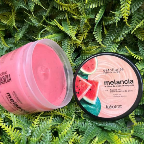 ESFOLIANTE LABOTRAT 300G - MELANCIA - ROSTO & CORPO