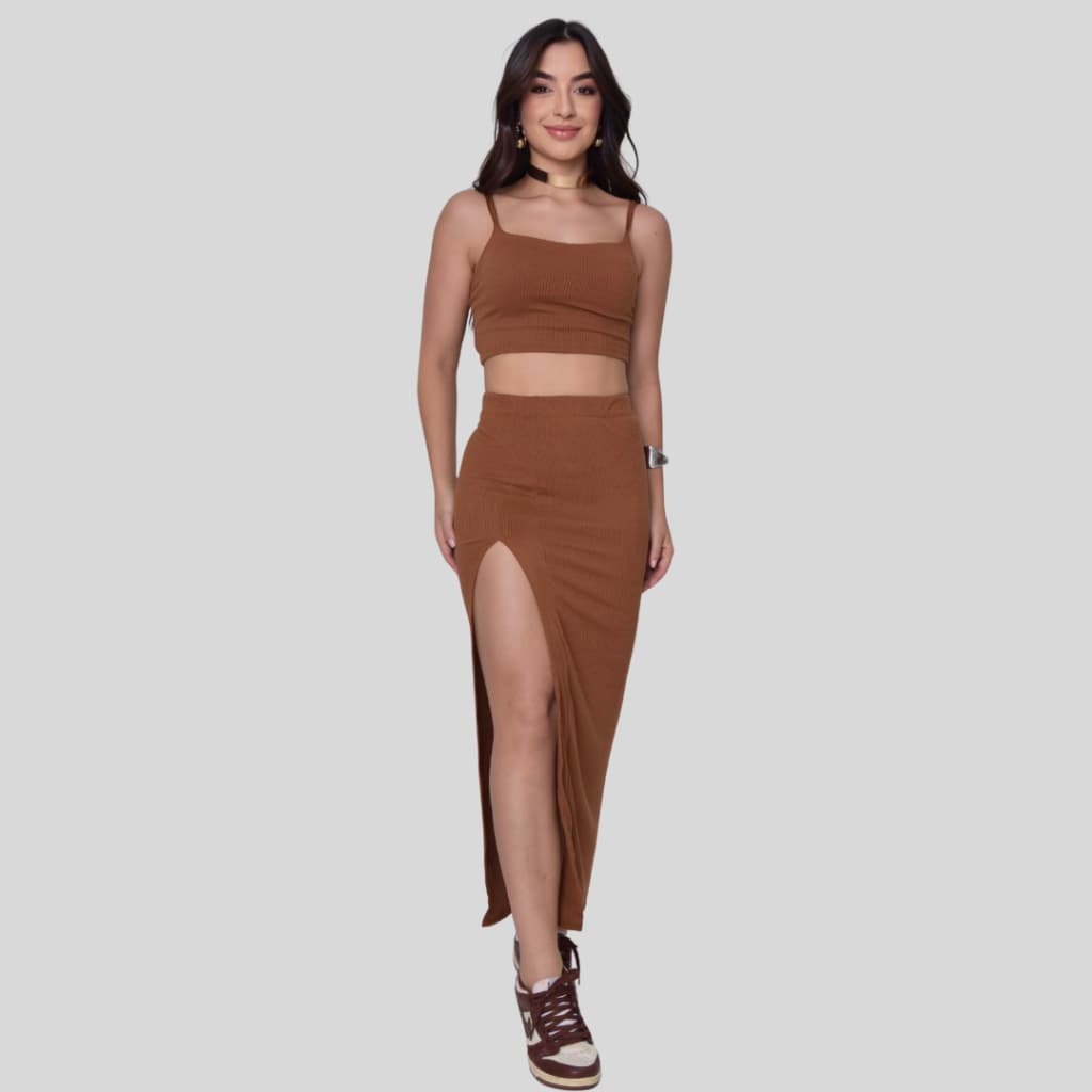 Conjunto Feminino Cropped Canelado e Saia Longa com Fenda – Justo, Estiloso e Confortável