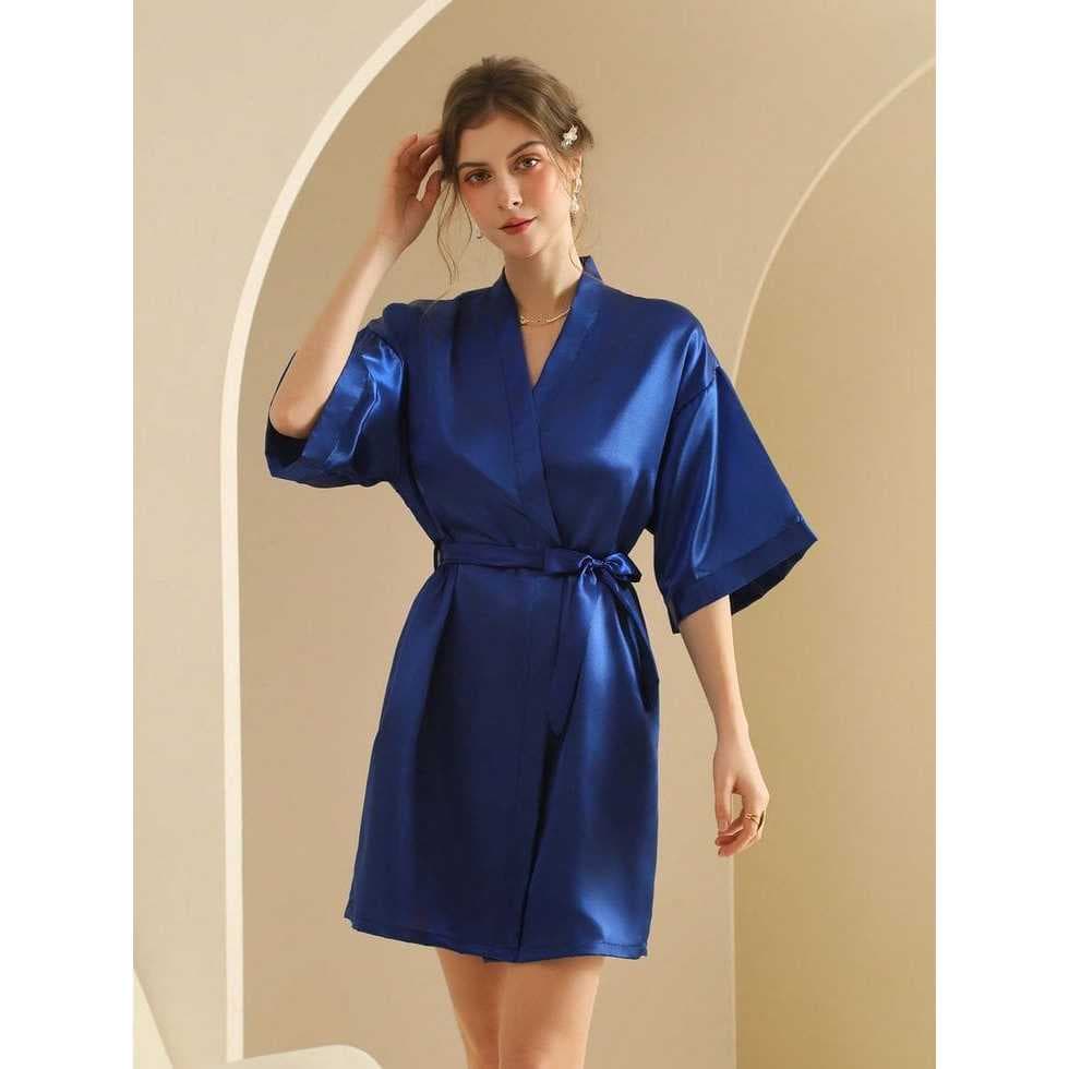Robe Feminino em Cetim Azul Royal - Detalhes e Conforto