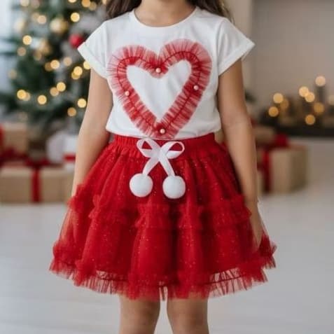 Conjunto infantil vermelho  perfeito para as festas de fim de ano com laço ou coração