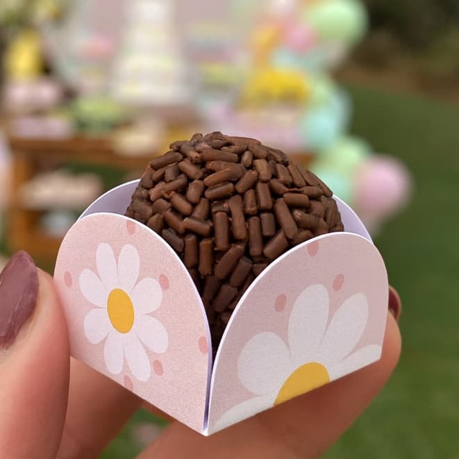Forminha de doces 4 pétalas jardim das margaridas - decoração Jardim das Margaridas