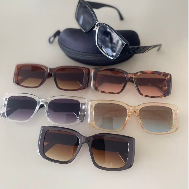 Óculos de Sol Feminino Quadrado Oversized UV400 Elegante