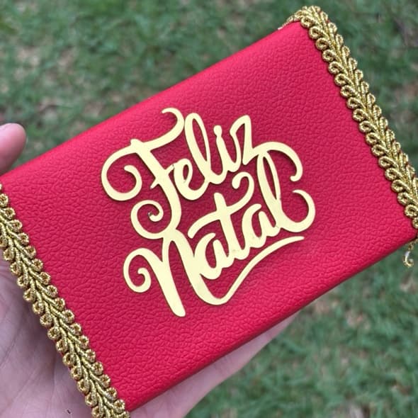 APLIQUE FELIZ NATAL 6CM EM PAPEL - FELIZ NATAL DOURADO - LEMBRANCINHA DE NATAL
