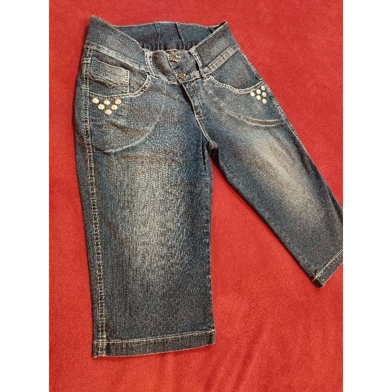 Bermuda jeans feminina, shorts feminino, bermuda comprida, veste 44.