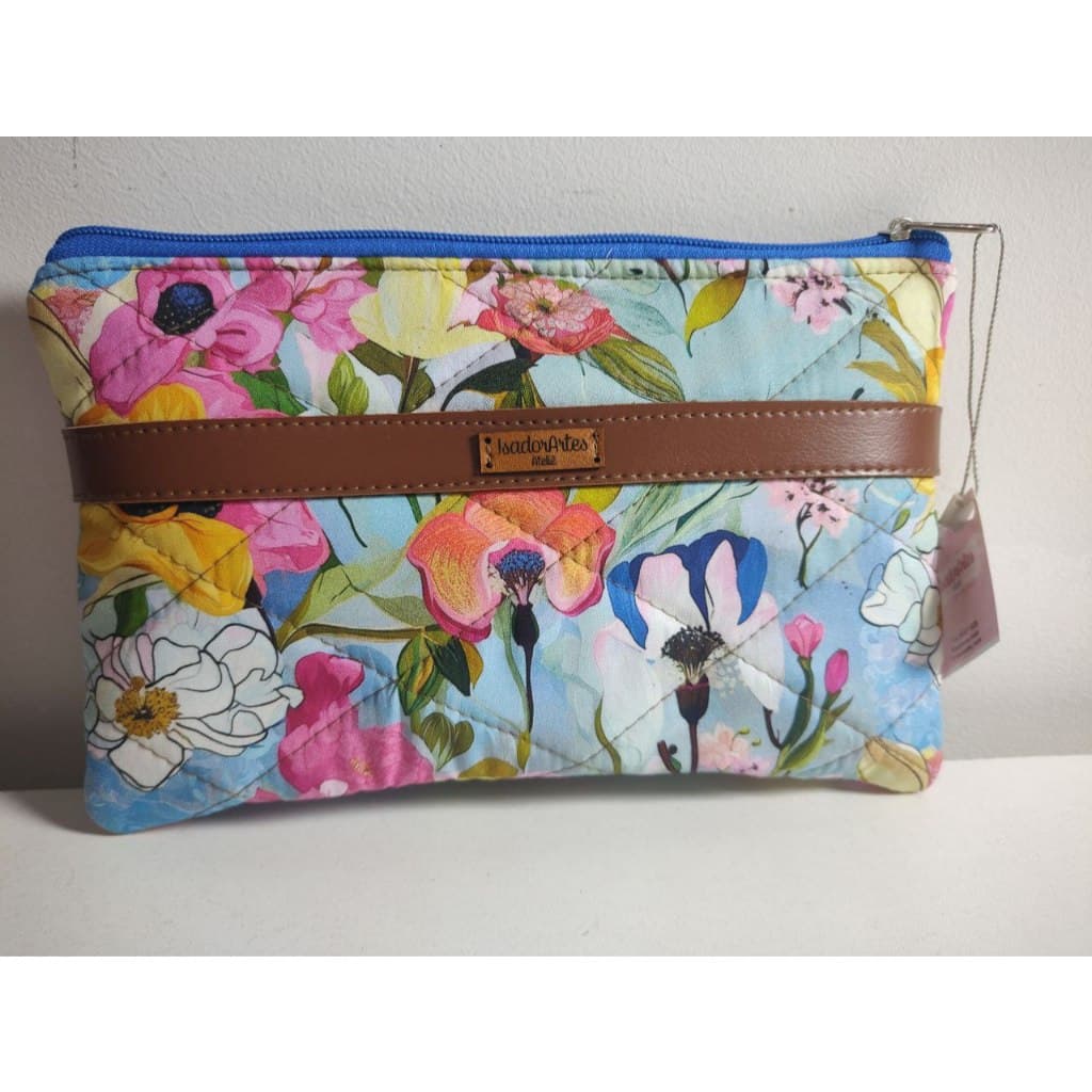 Necessaire Feminina Floral – Estilo, Organização e Toque Artesanal PEÇA UNICA EXCLUSIVA