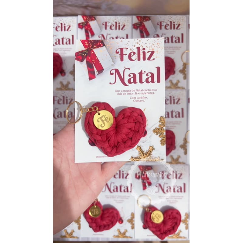 Lembrancinha Mimo de Natal Chaveiro de Crochê com cartão personalizado Lembrança de Final de Ano