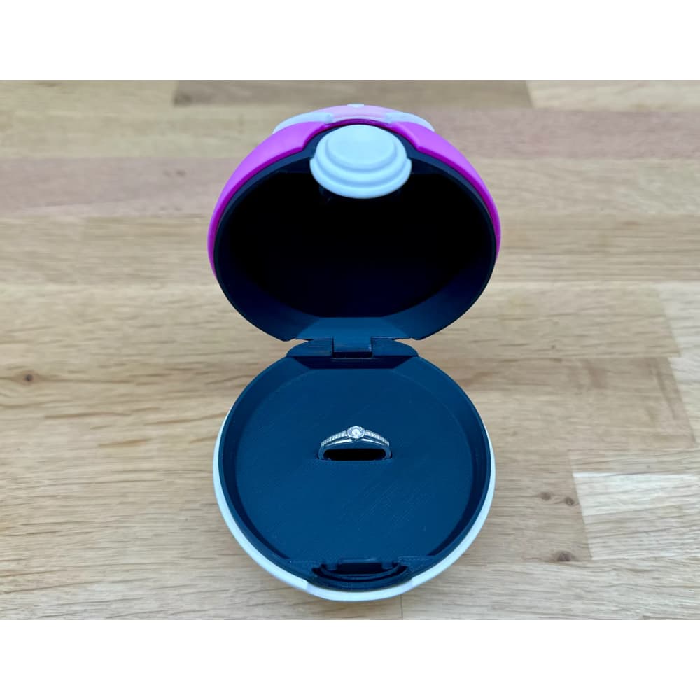 Caixinha de Anel Pokébola Pokémon – Surpreenda com um Pedido de Noivado Criativo e Romântico 💍✨