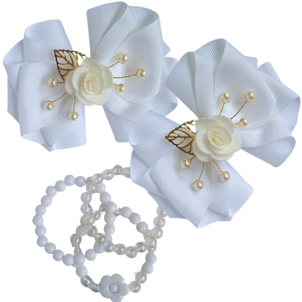 kit dois laços branco de cabelo com pulseiras