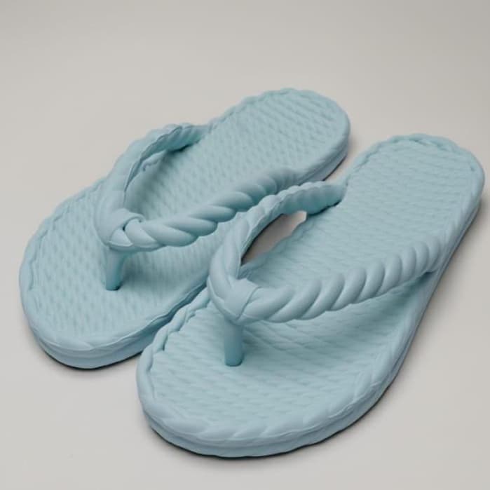 Sandália Chinelo Feminino Trançada Nuvem – Leve, Macia e Ortopédica, Ideal para Trabalho e Conforto