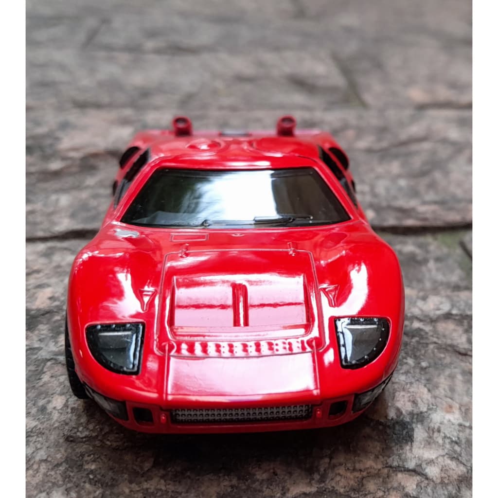 Miniatura Ford GT40 MKll 1966 Vermelho 1/32 Metal e Fricção.