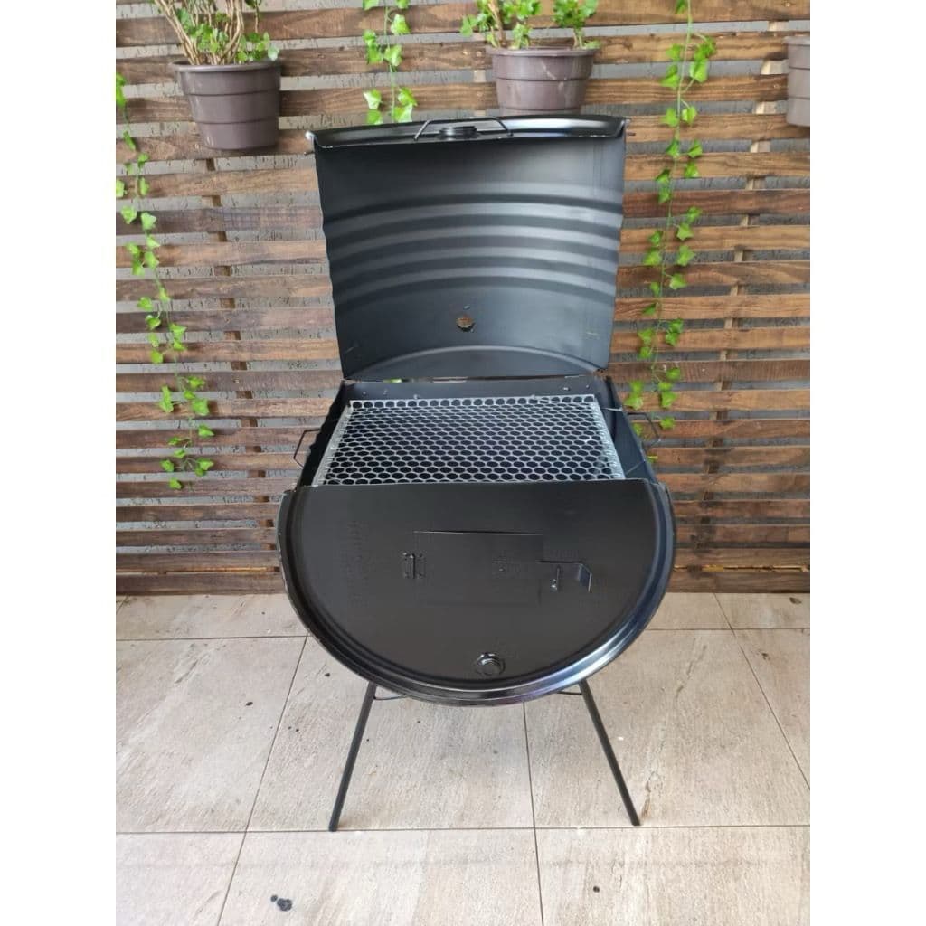 Churrasqueira meio tambor baixa preta 100 lts c/grelha inclusa Pé Medio !!! Chama fazer aquele Churrasco