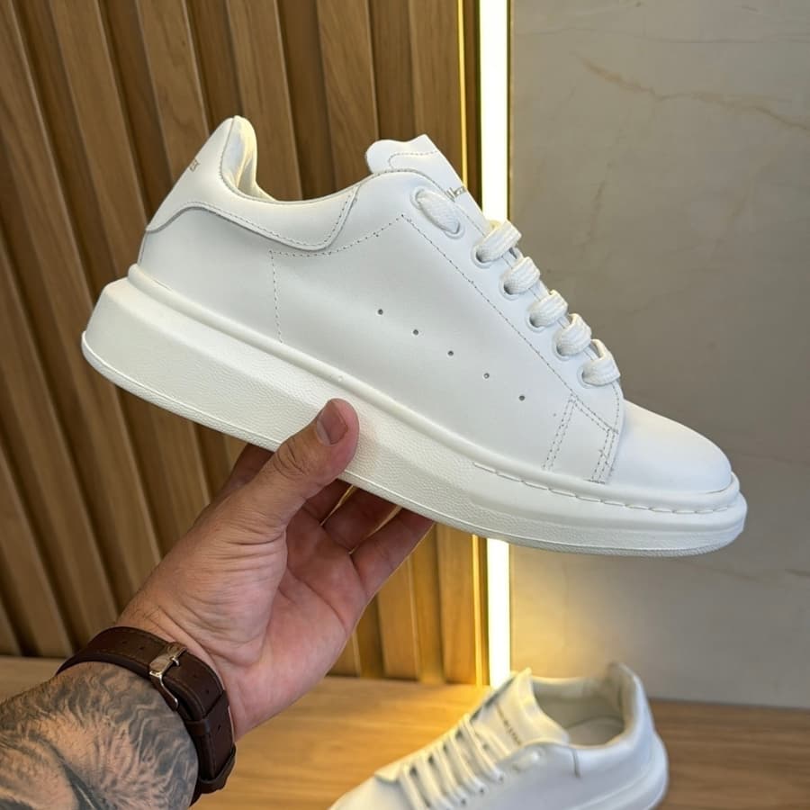 Ténis Masculino Branco Casual 100% Couro Estiloso Sola Alta Confortável