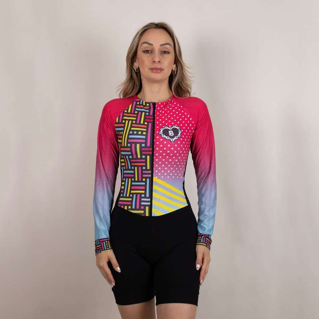 Macaquinho de Ciclismo Manga Longa Modelo Chiclete Feminino Conforto e Elegância forro em Gel