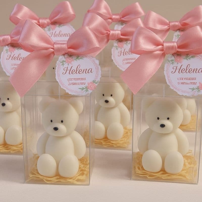 urso personalizado na caixa com TAG, vela aromática, vela de ursinho, lembrancinha para nascimento, chá de bebê e batiz