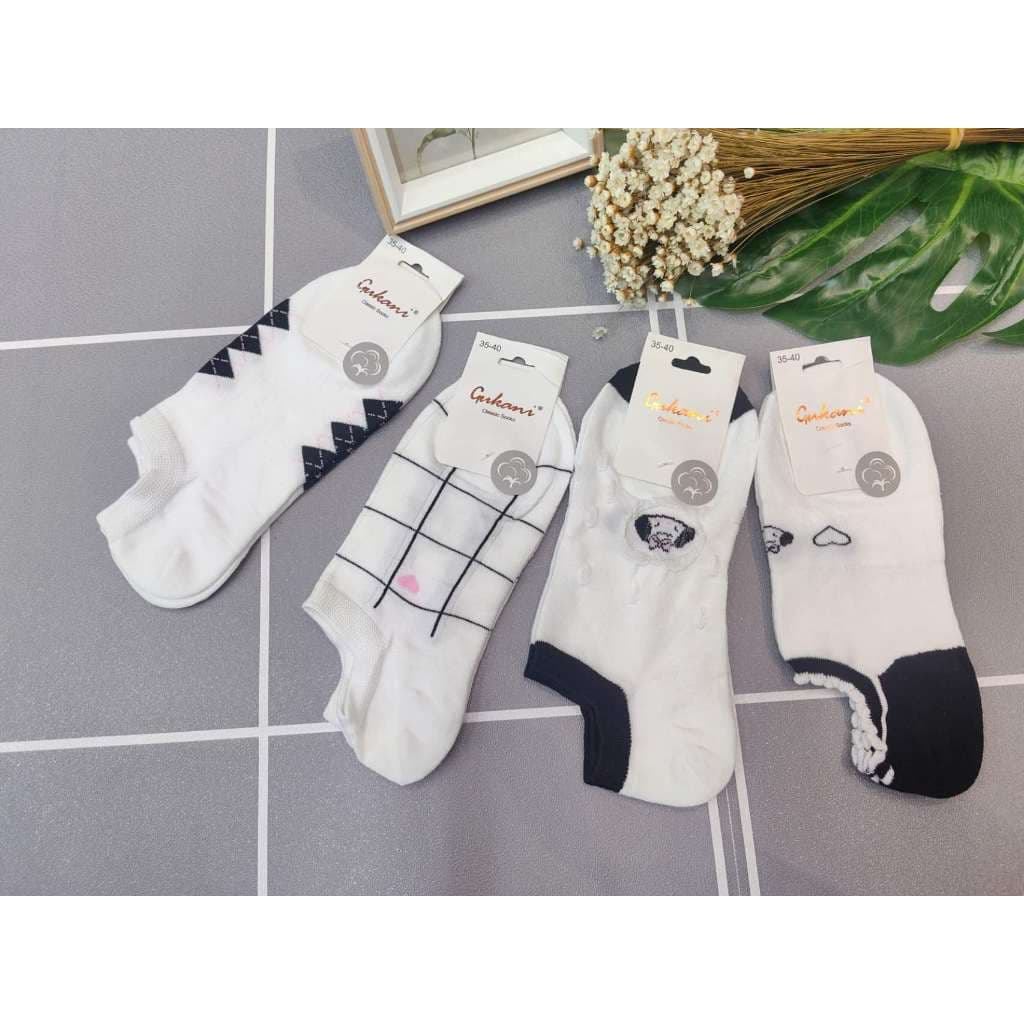 KITS COM 3/6/12 PARES DE MEIAS FEMININAS SOQUETE  PRETO E BRANCA 35-40