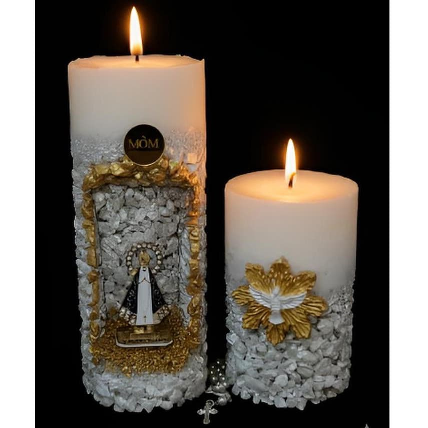 Kit 2 Velas Brancas Nossa Senhora e Divino Espírito Santo | Dourado | Fé e Elegância MeM Velas