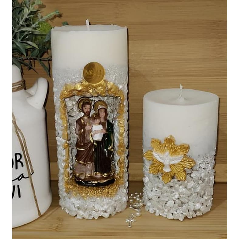 Kit 2 Velas Brancas Sagrada Família e Divino Espírito Santo | Dourado | MeM Velas Artesanais Premium