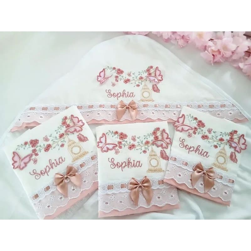 Toalha Bebê Fralda com Capuz Personalizada + Kit Fraldas Bordadas