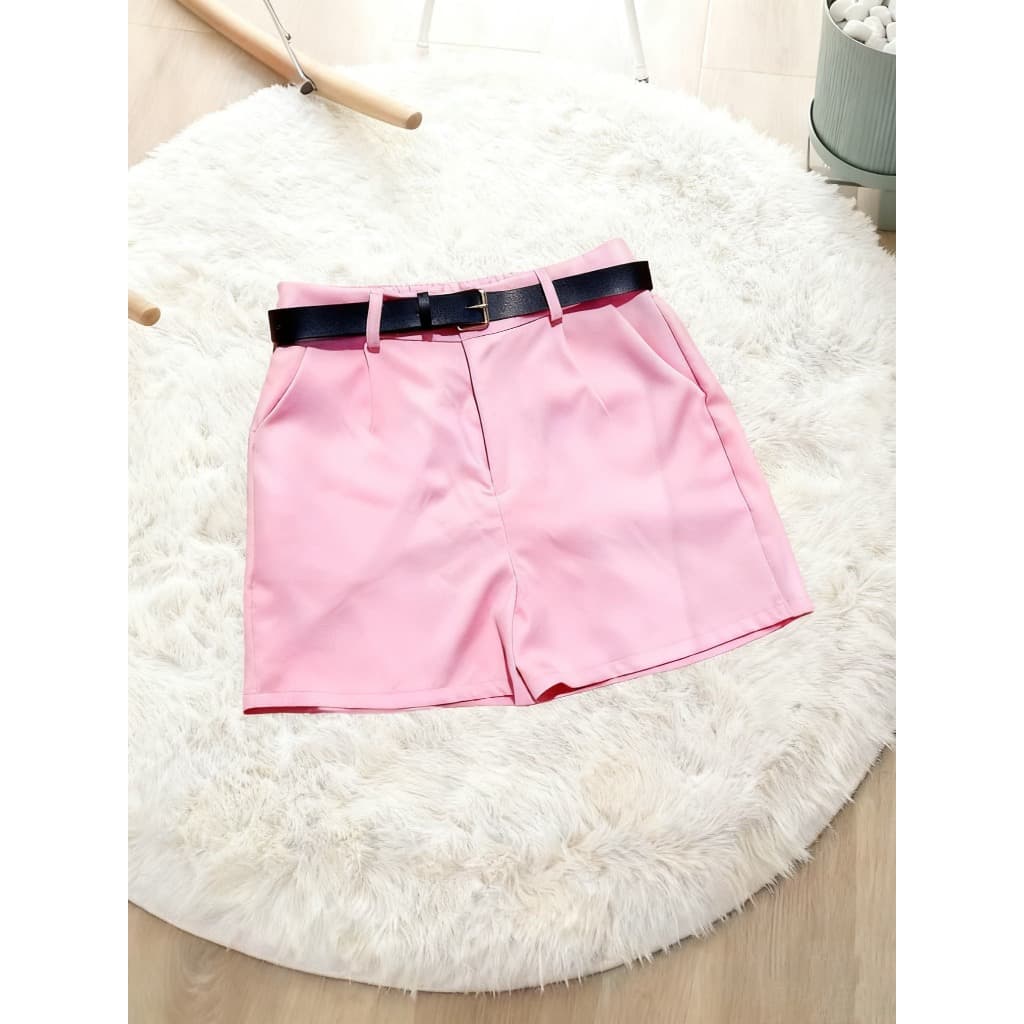 Short Feminino Alfaiataria com Cinto – Elegante, Confortável e Perfeito para o Verão ☀️