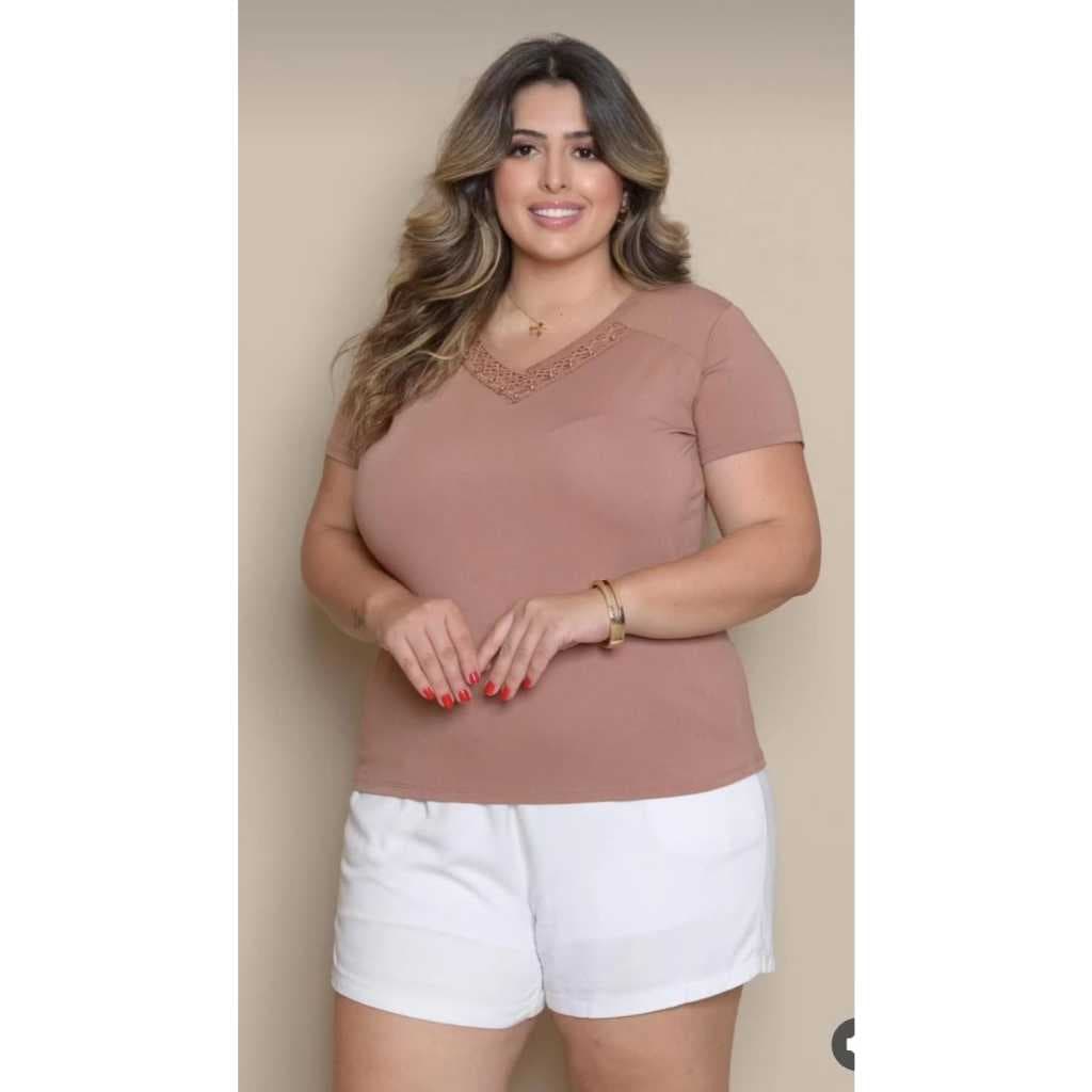 Nova camiseta feminina plus size