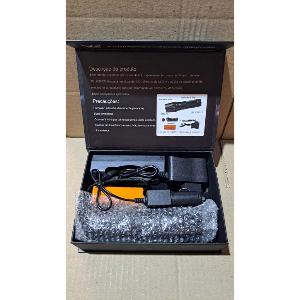 Lanterna Tática Militar X900 LED Supoer Potente Recarregável.