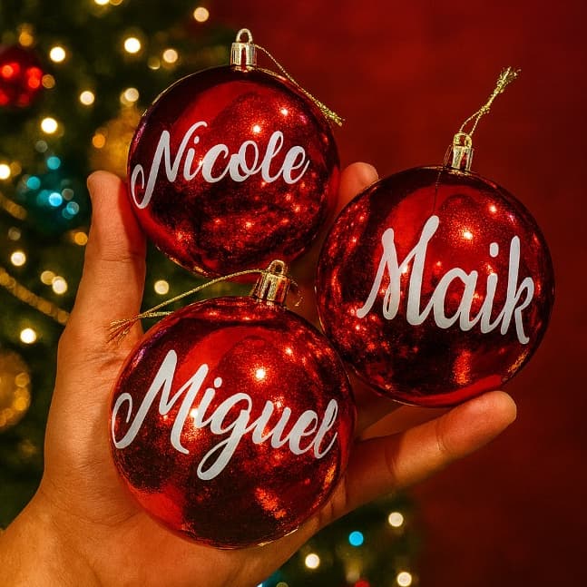 BOLAS DE NATAL COM NOME PERSONALIZADO