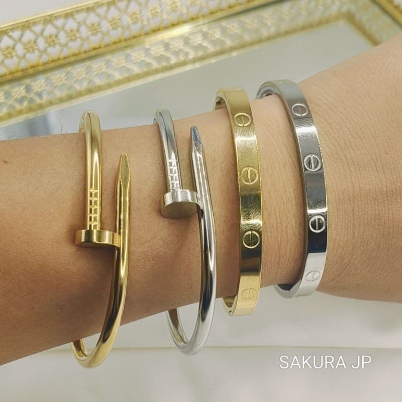 Bracelete Feminino de Aço Inoxidável Dourado com Trevo – Luxo, Estilo e Qualidade