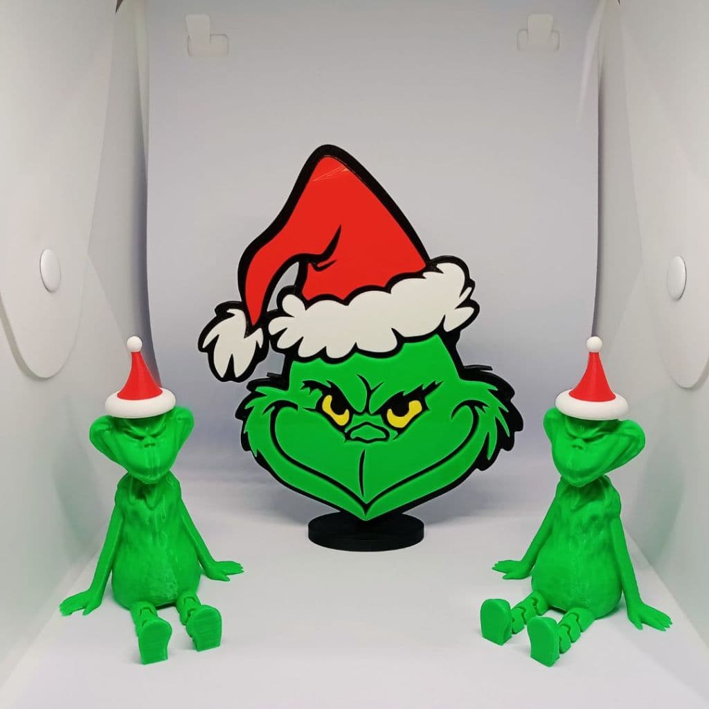 Enfeites de Natal Grinch 3D – Boneco Grinch articulado e Placa de decoração de Natal Grinch