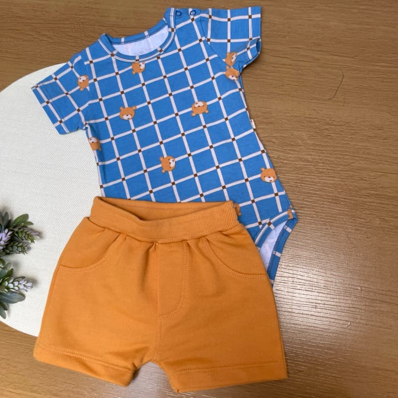 Conjunto Bebe Menino Body com Short Nini Bambini Tamanho M