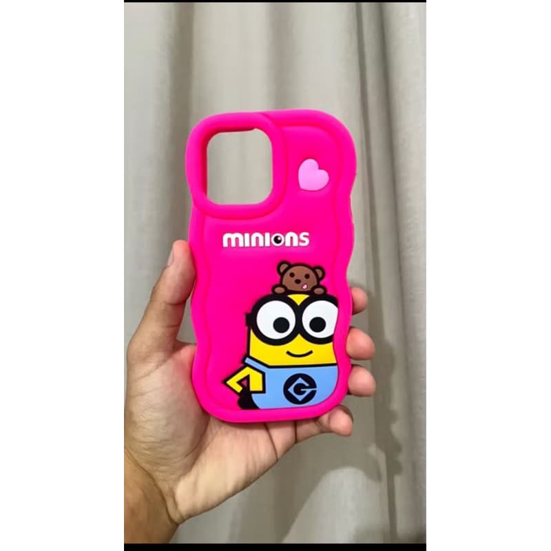 Capa MINIONS IPHONE 16 Pro Max