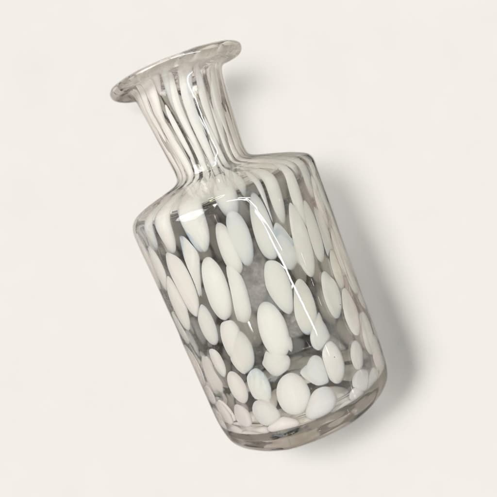 Vaso Decorativo De Vidro Transparente E Branco 9x17cm Decoração Sala