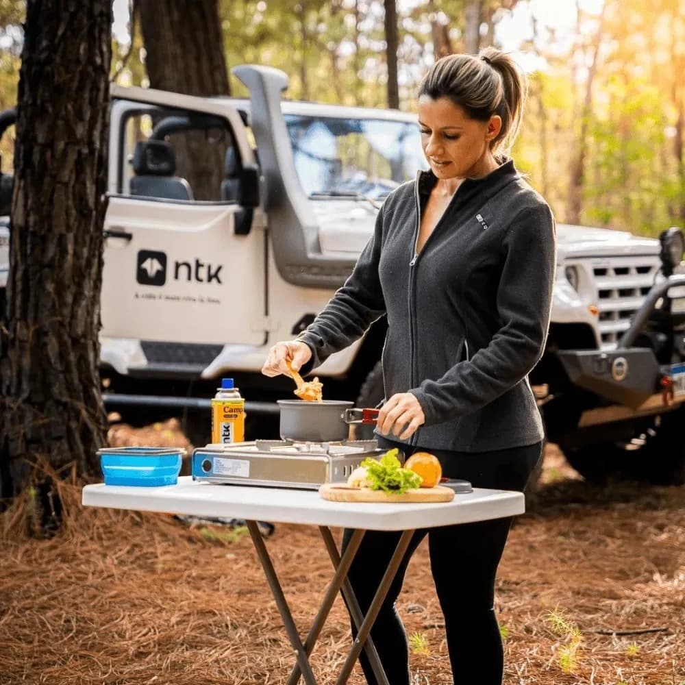 MESA DOBRÁVEL NTK ROBUST 80 AJUSTÁVEL VIRA MALETA PARA CAMPING COM AJUSTE DE ALTURA